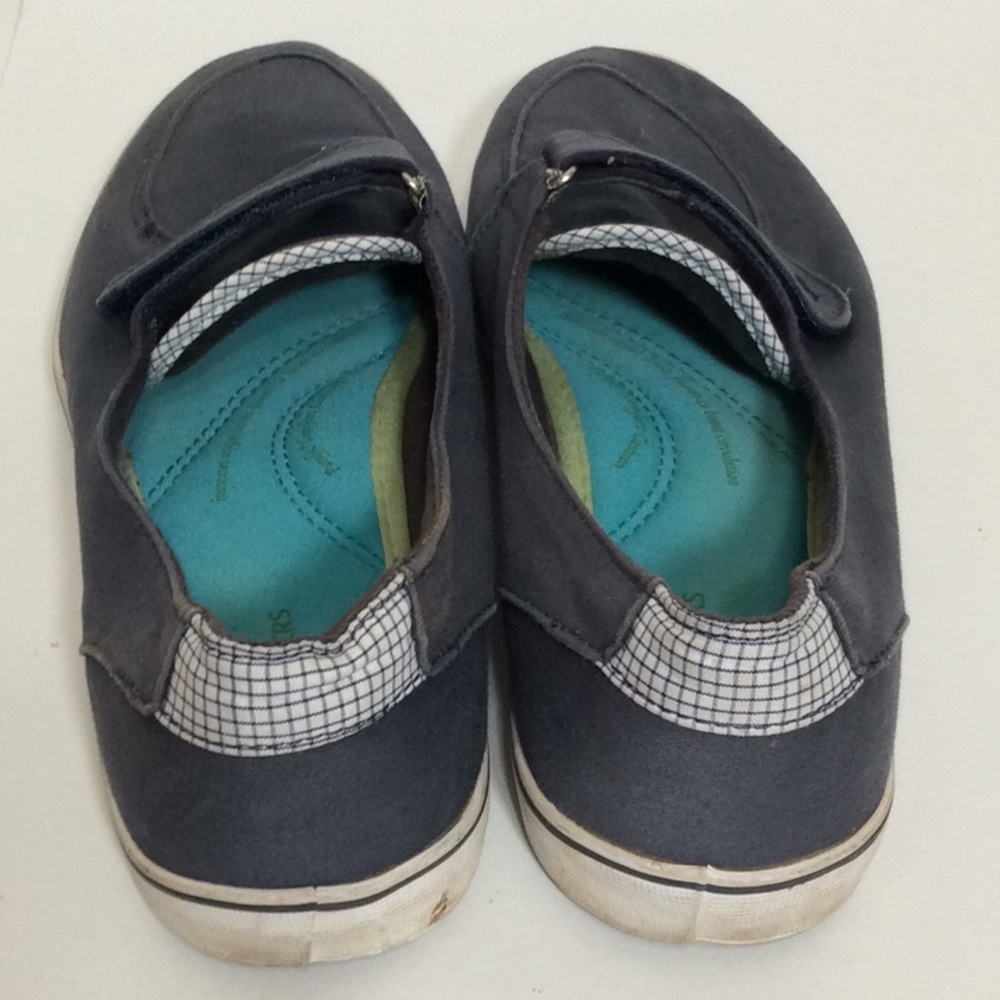 Most Comfortable Shoes Ever! - Picture 3 of 4